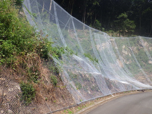 令和2年度 緊急地法 第52-22-02号 県道緒方高千穂線 滑戸工区 道路防災工事 その２