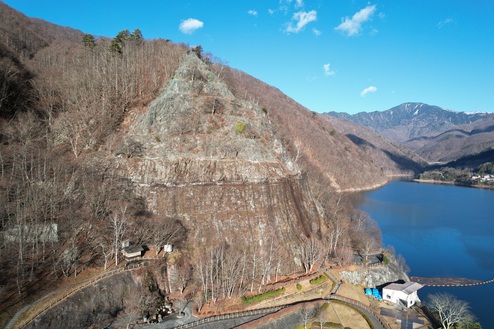 広瀬ダム　原石山法面工事（明許）