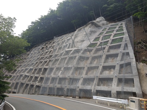 R358災害防除工事