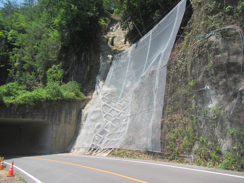 一般国道432号道路災害防除工事（法面対策）