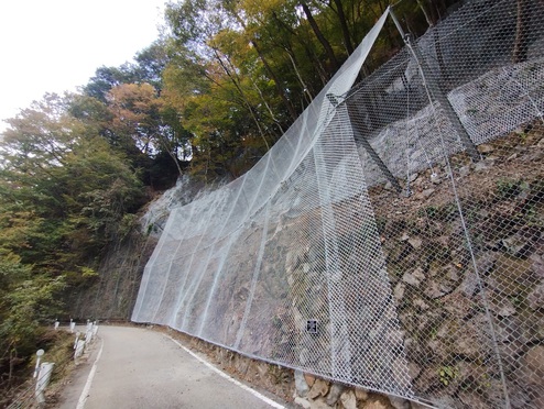 令和５年度林道小菅線 （白糸沢）法面整備工事